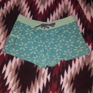 Patagonia board shorts junior size EUC